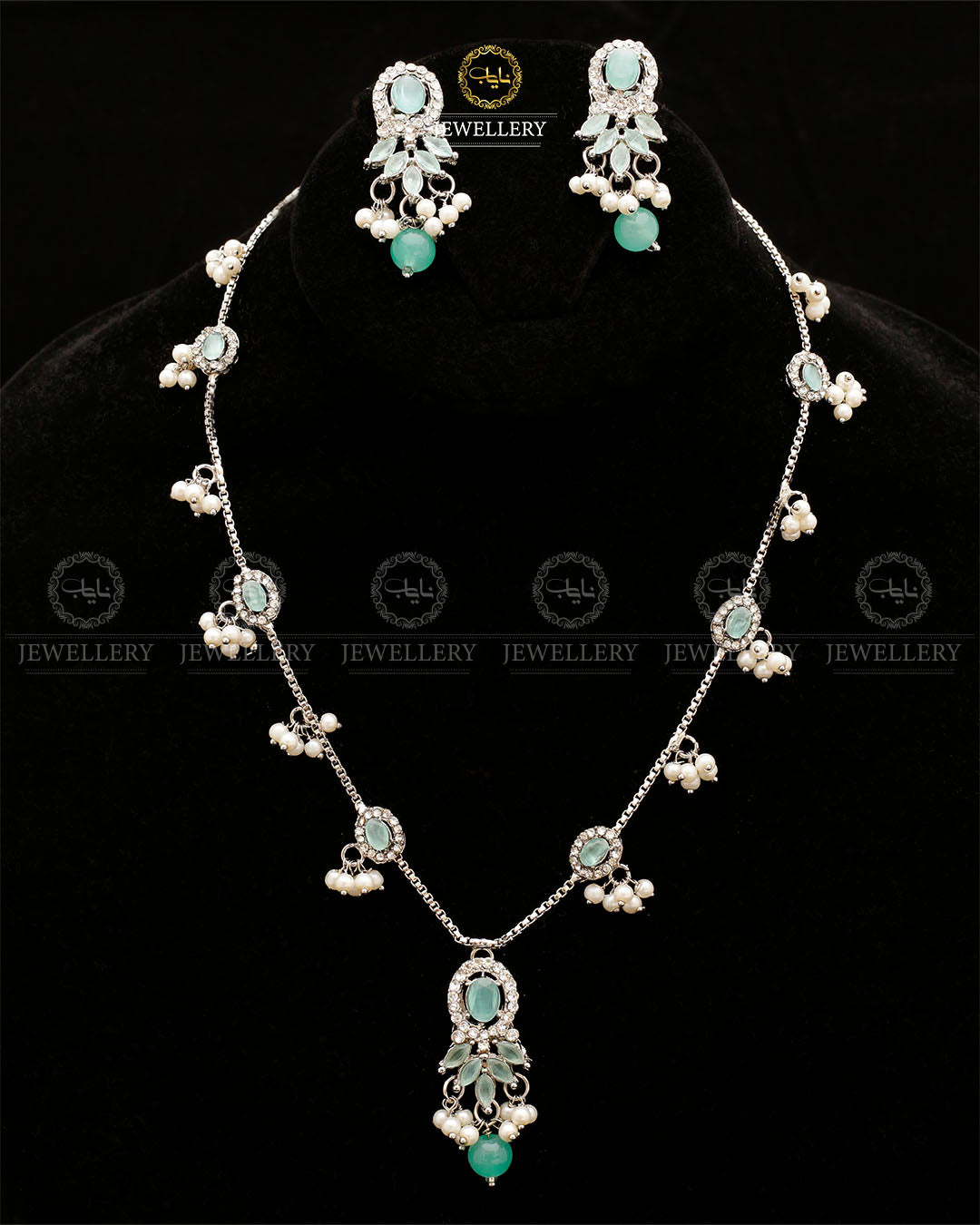 Decent Necklace set-2556-Silver Nayab Jewellery