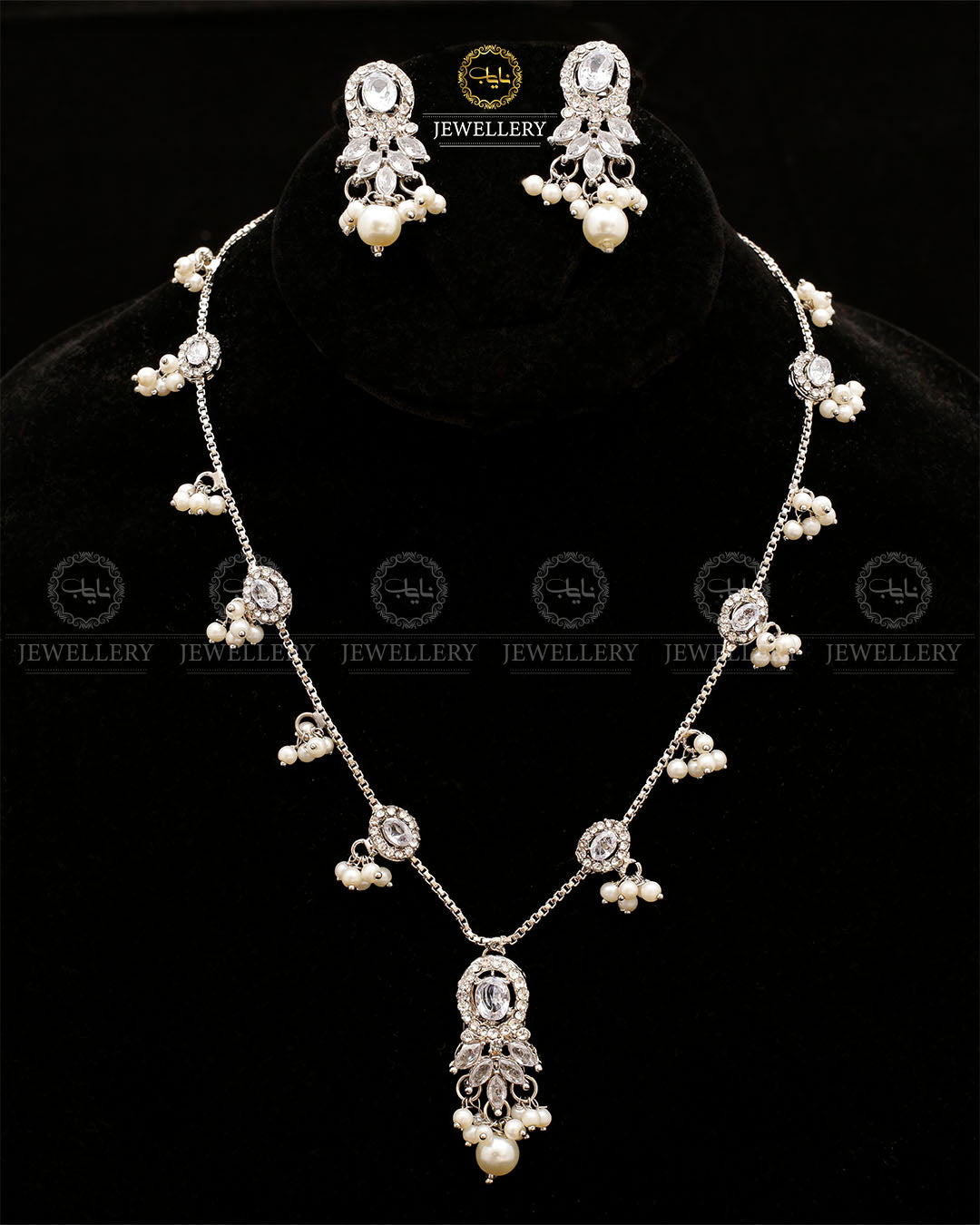 Decent Necklace set-2556-Silver Nayab Jewellery