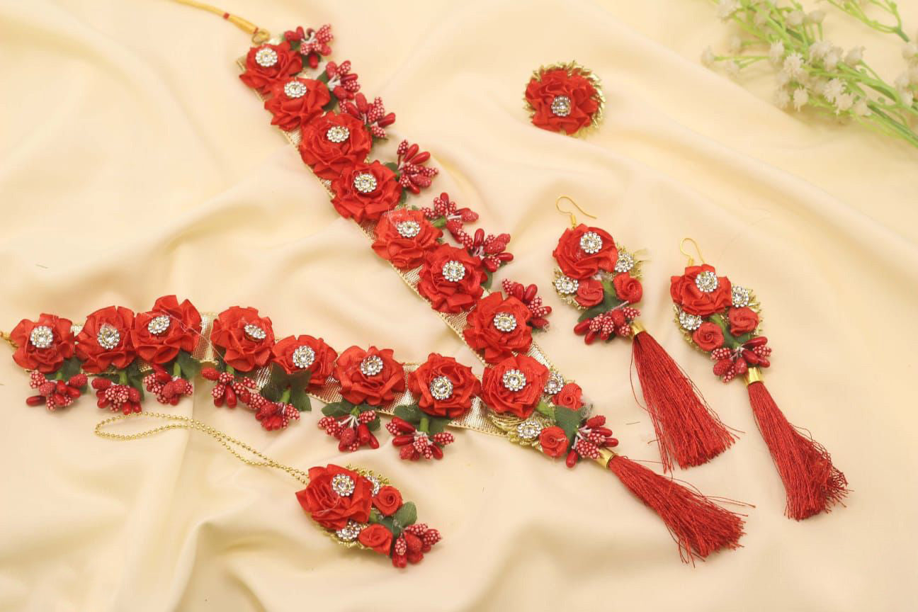 Mehndi/Mayo 5 pcs V Design Mala set-2541 Nayab Jewellery