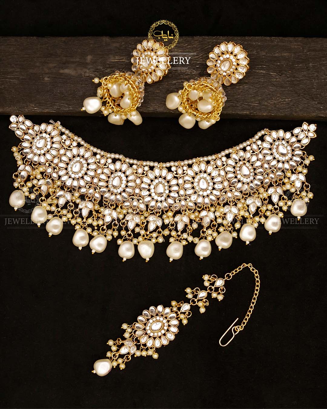 Dubbi Kundan Necklace set with Jhumki Tika-2809