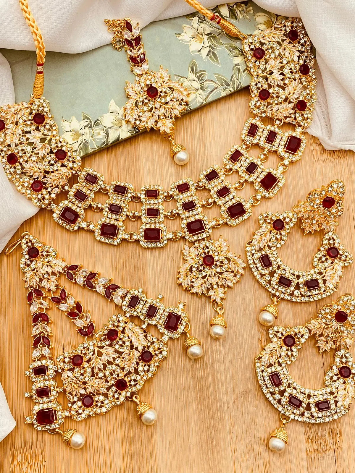 Orchid Zarcon Bridal set -2199-Golden Nayab Jewellery