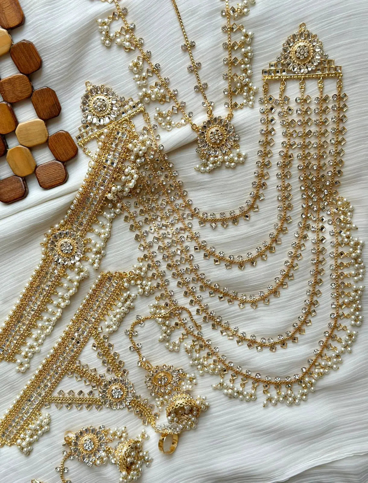 Victoria Luxry Kundan Bridal 7 pcs Set-2117 Nayab Jewellery