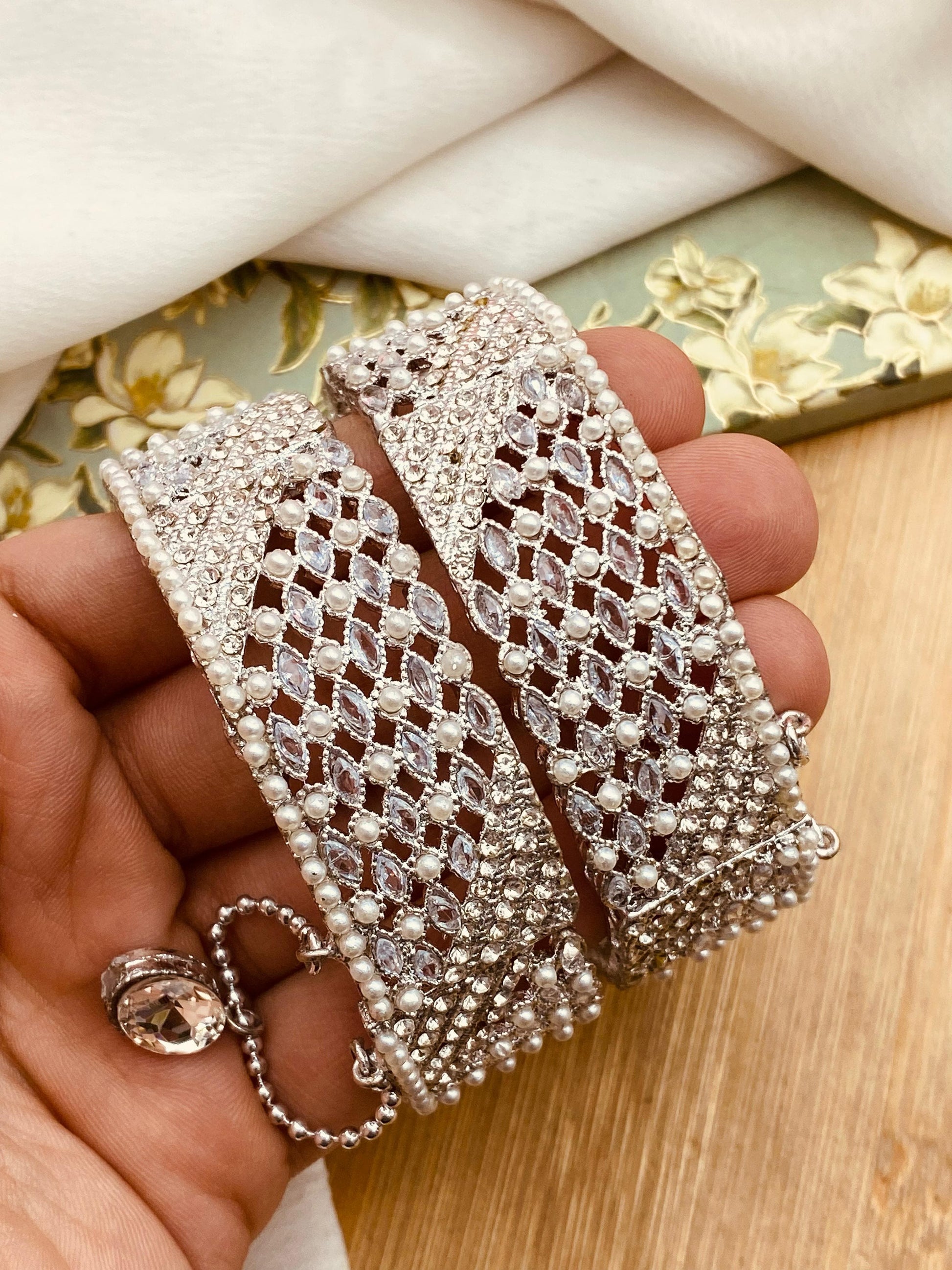 Leaf Earrings -2501-Silver (Copy) Nayab Jewellery