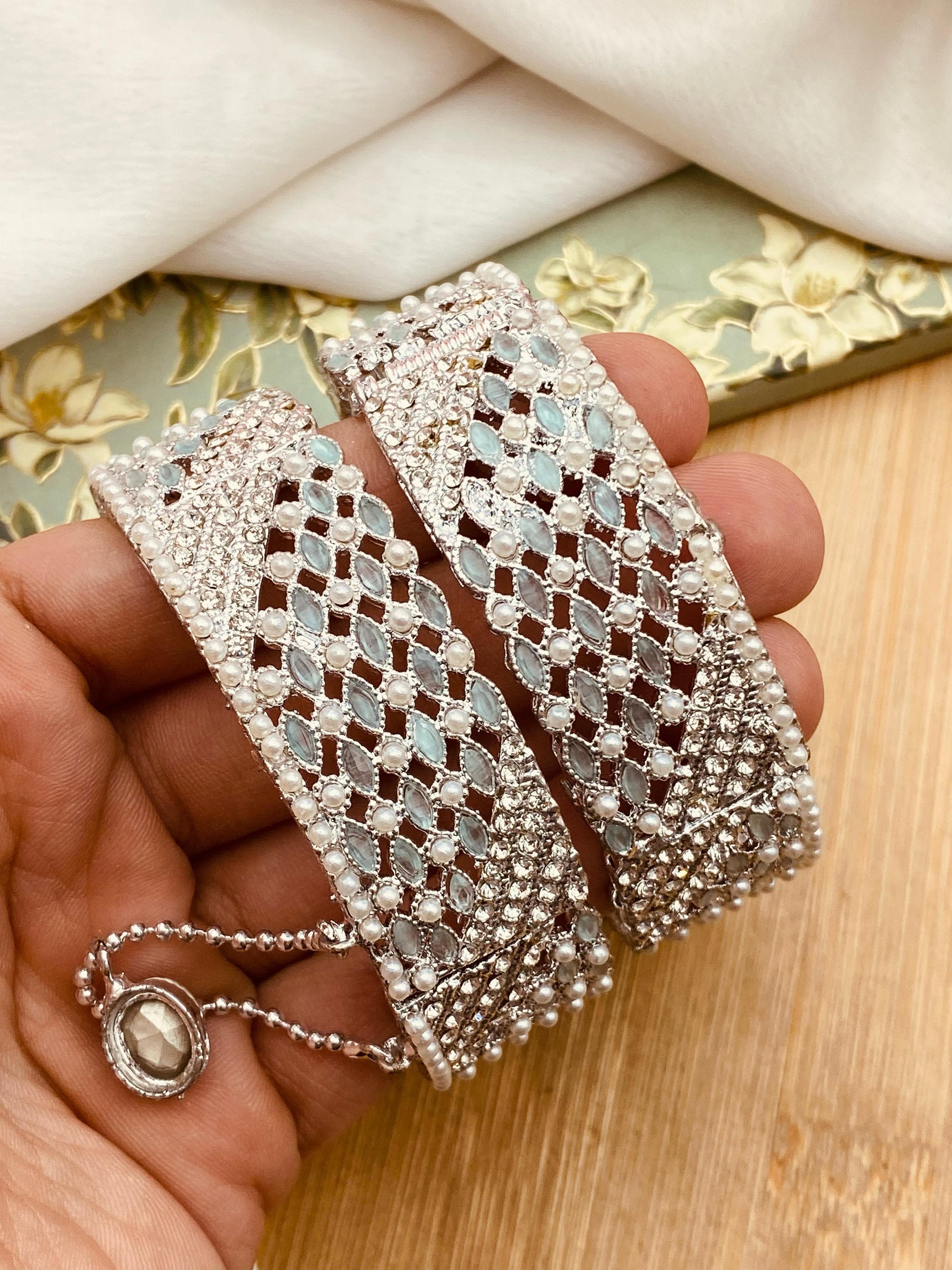 Leaf Earrings -2501-Silver (Copy) Nayab Jewellery