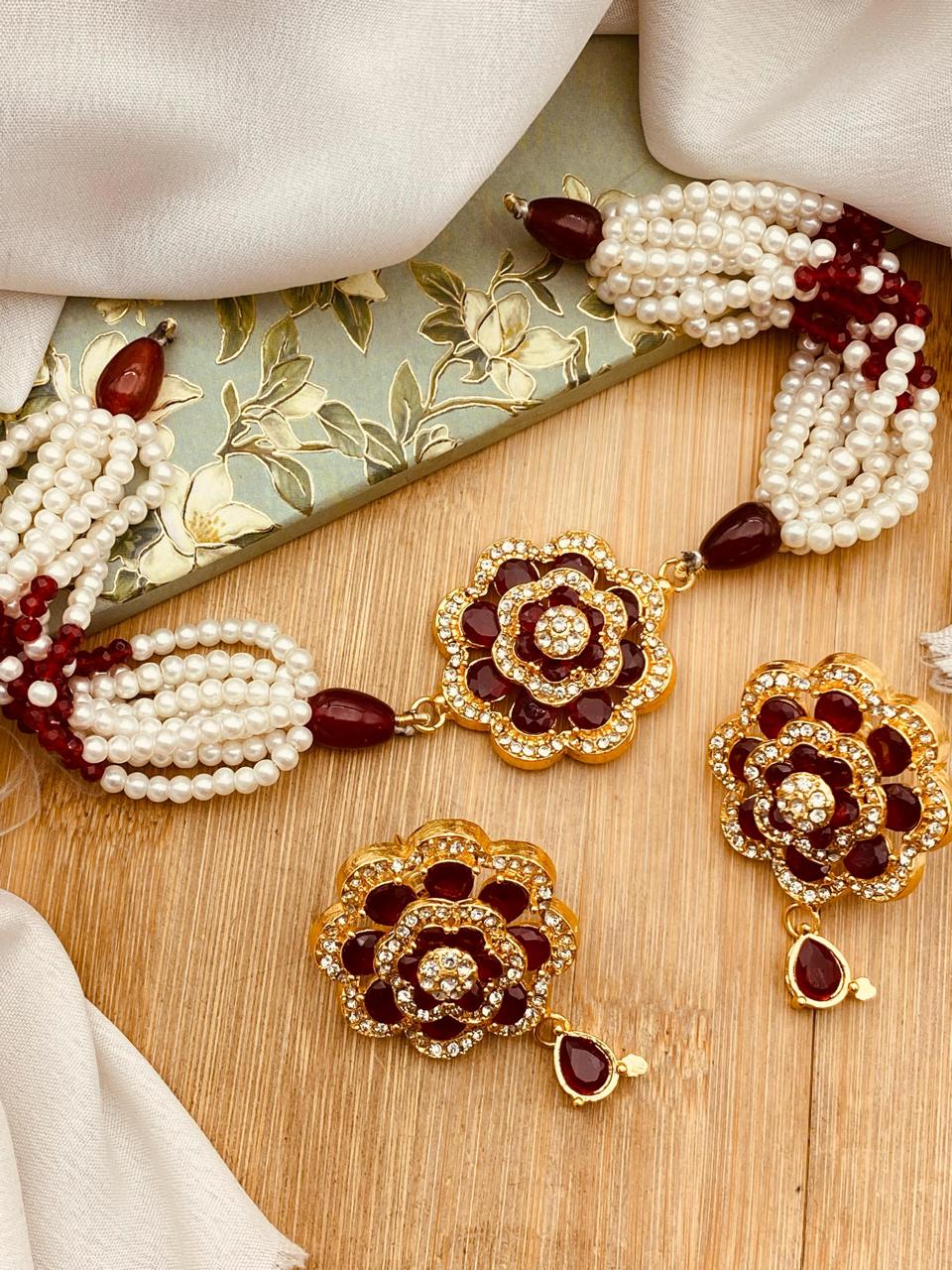 Zirconia Sun flower Chokar set-2573-Golden Nayab Jewellery