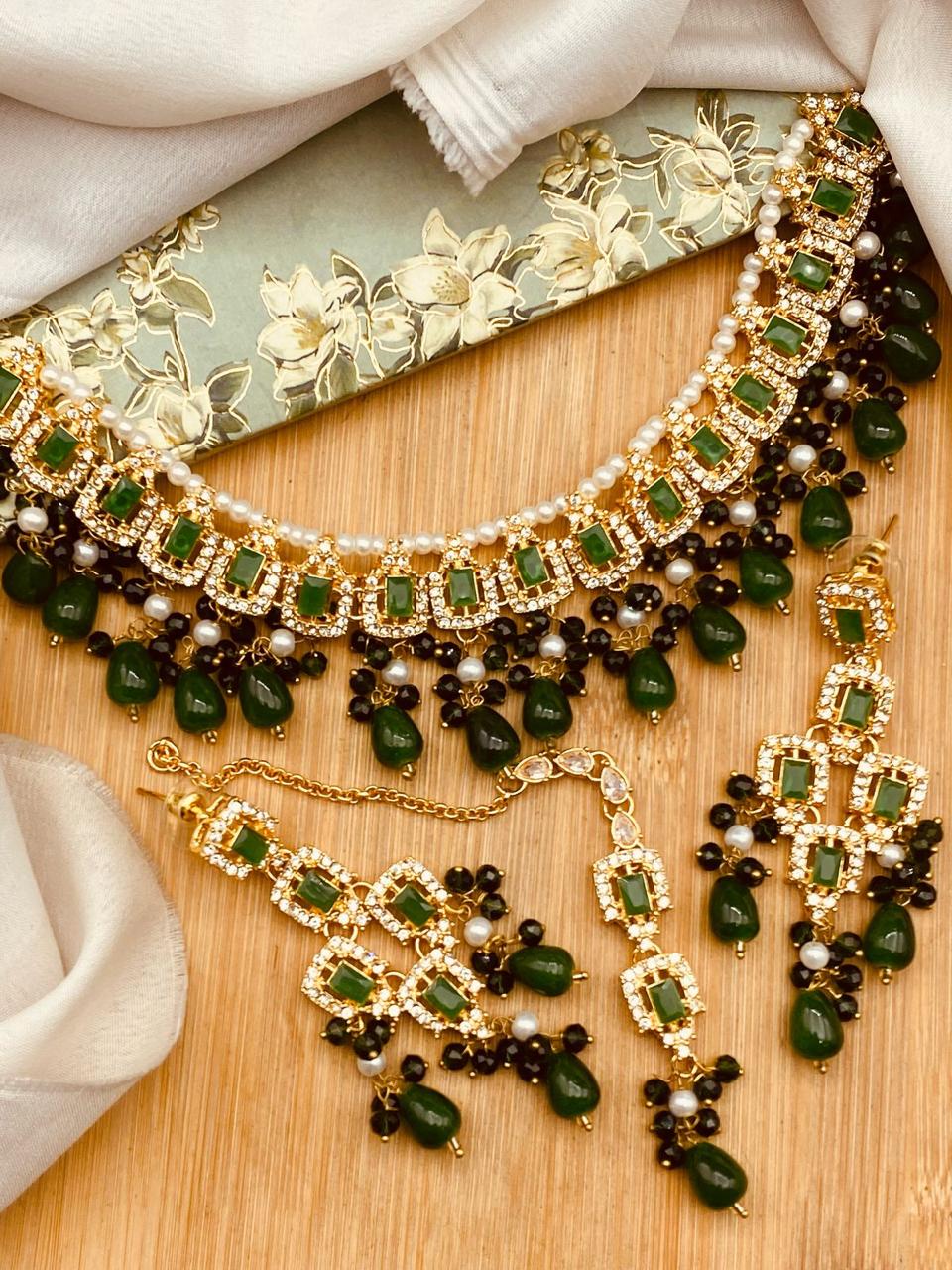 Iqra Zirconia Necklace -2751-Golden Nayab Jewellery