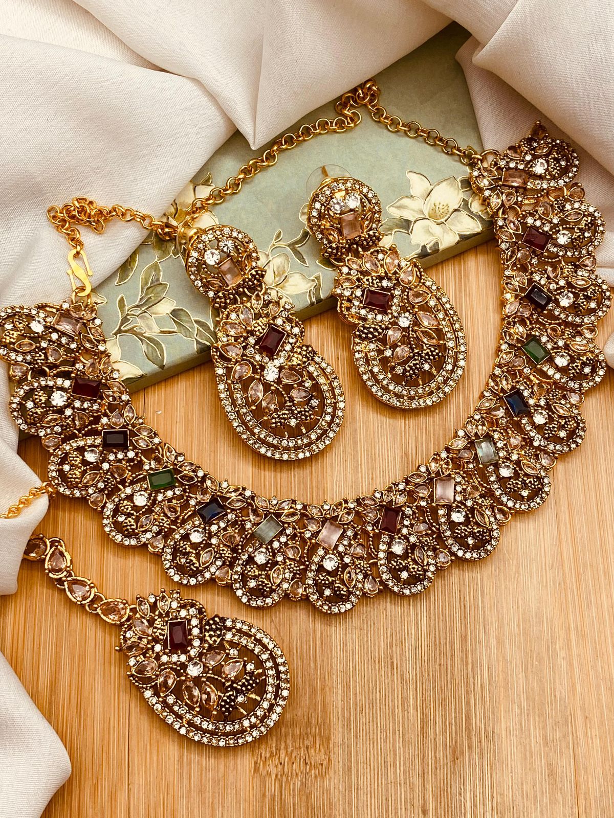 Afra Zarcon Necklace set Golden N-103