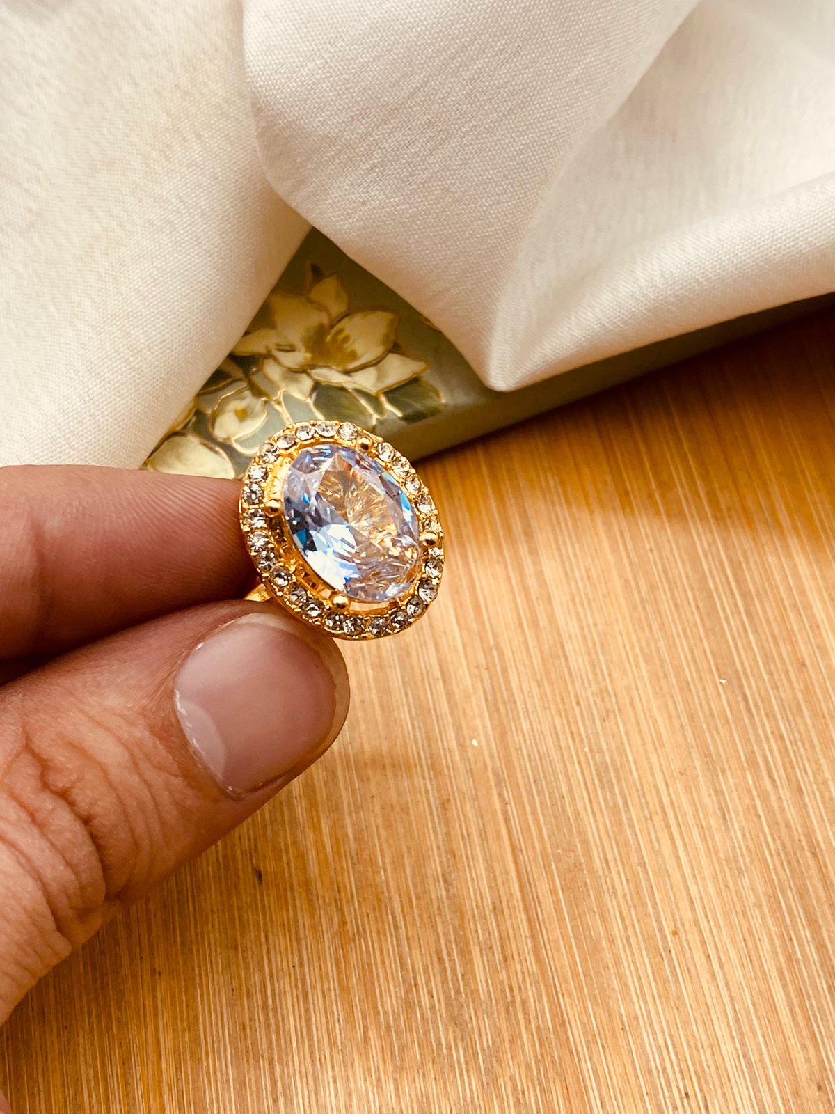 Zirconia Round Ring (Adjustable)-2846-Golden