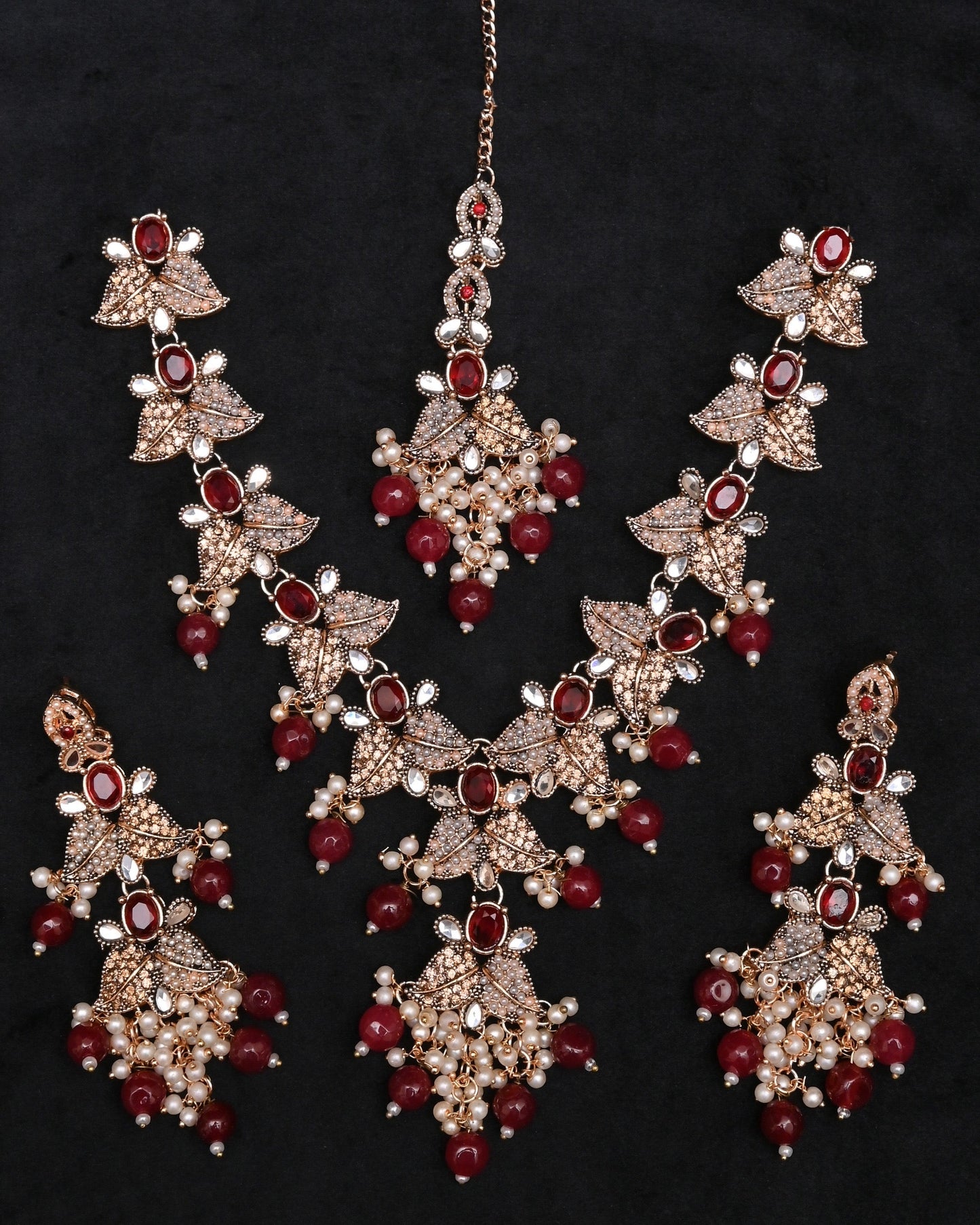 Shinning Star Necklace set with Tika-2260-Golden Nayab Jewellery