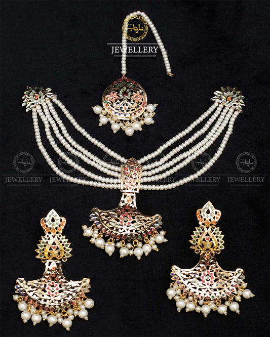 Gold plated Hyedrabadi Chokar set N-1037