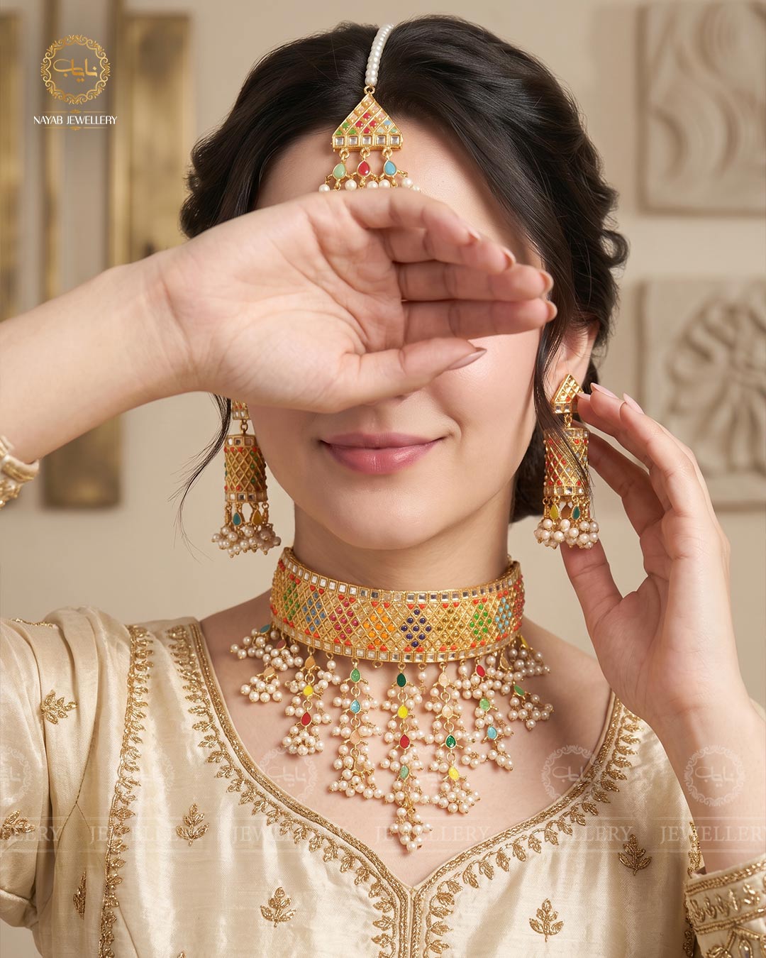 Thappa kundan Collar Set with Jhumka Tika-2831