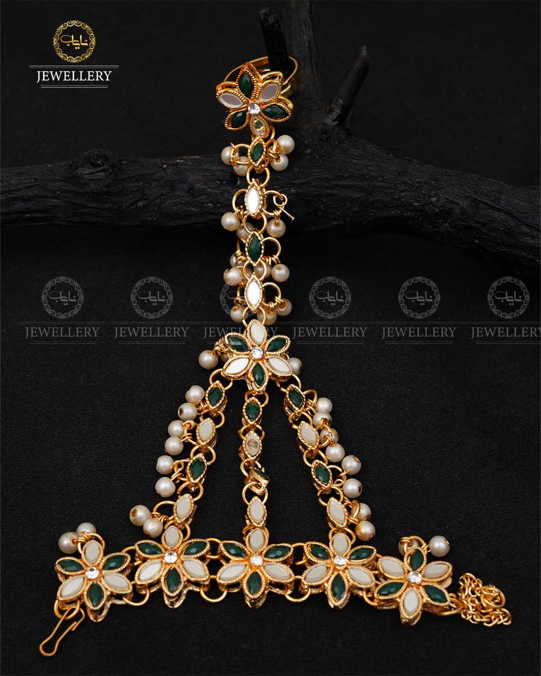 Kundan Angla (Bracelet with Ring)-2042-Golden