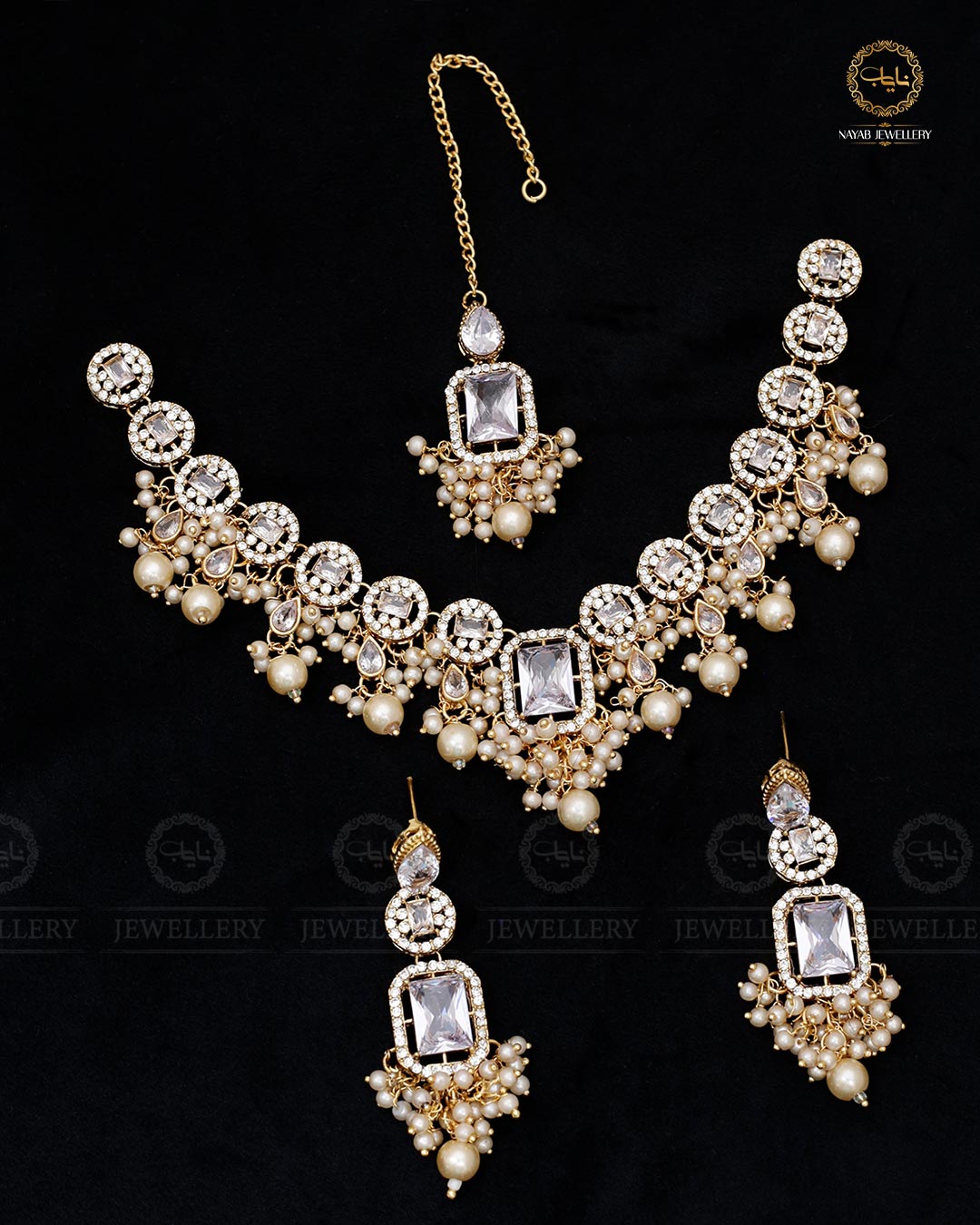 Egyptian Flexible choker Necklace set with tika-2237-Golden