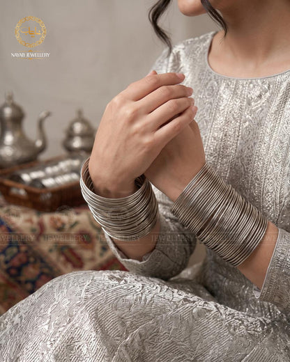 Metal plain 12 pcs Bangles set-2729