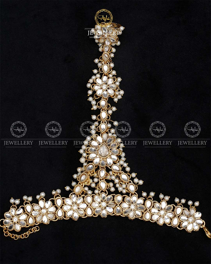 Dubbi kundan Angla (Bracelet with Ring) A-6023