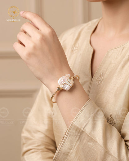 Mother of pearl Free Size Bracelet -1996