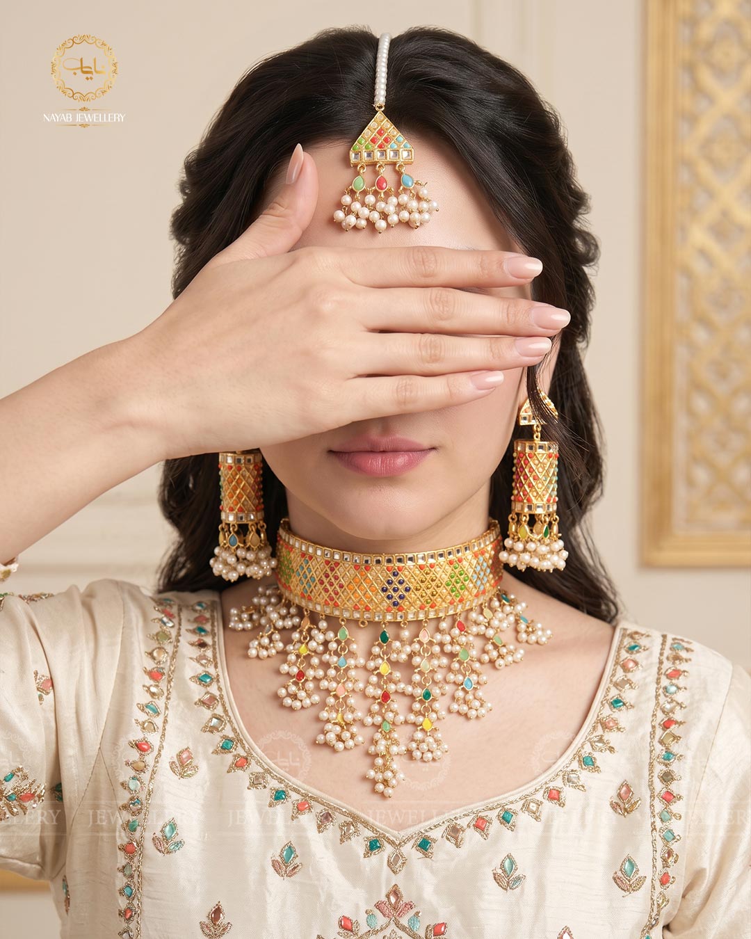 Thappa kundan Collar Set with Jhumka Tika-2831
