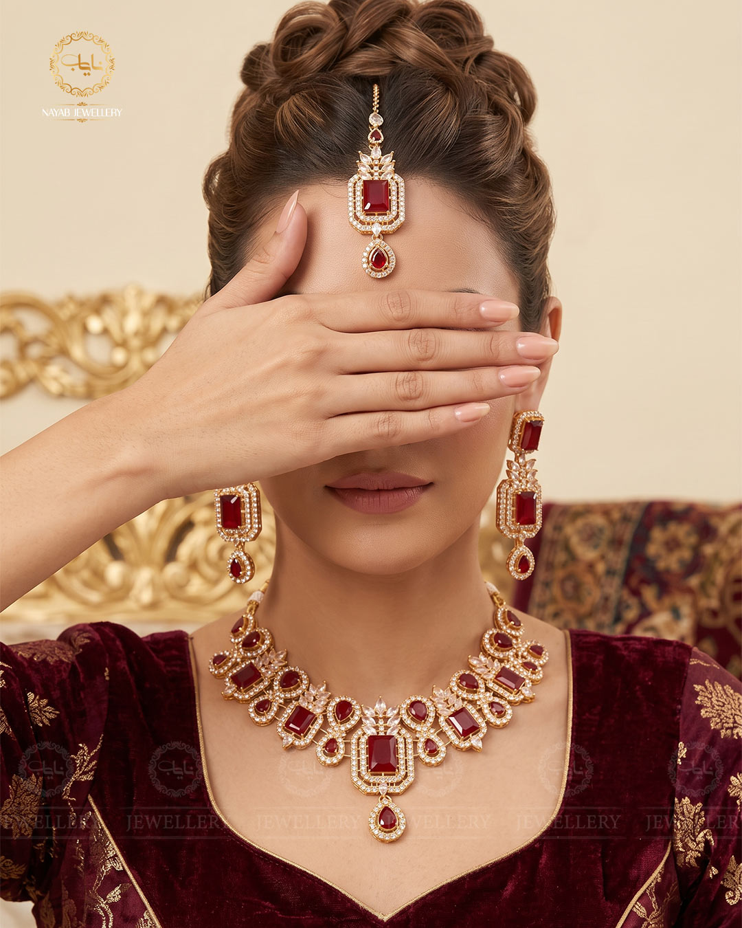 Zirconia Doublet stones Necklace set-2572-Golden