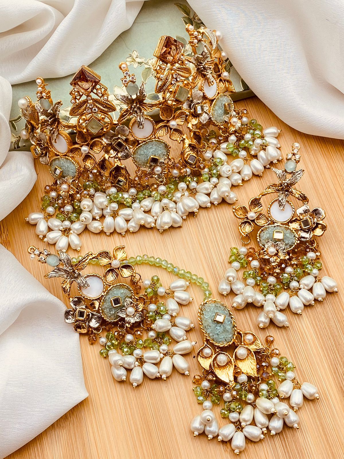 Designer Crush Collar Necklace set with Tika NJ-1901