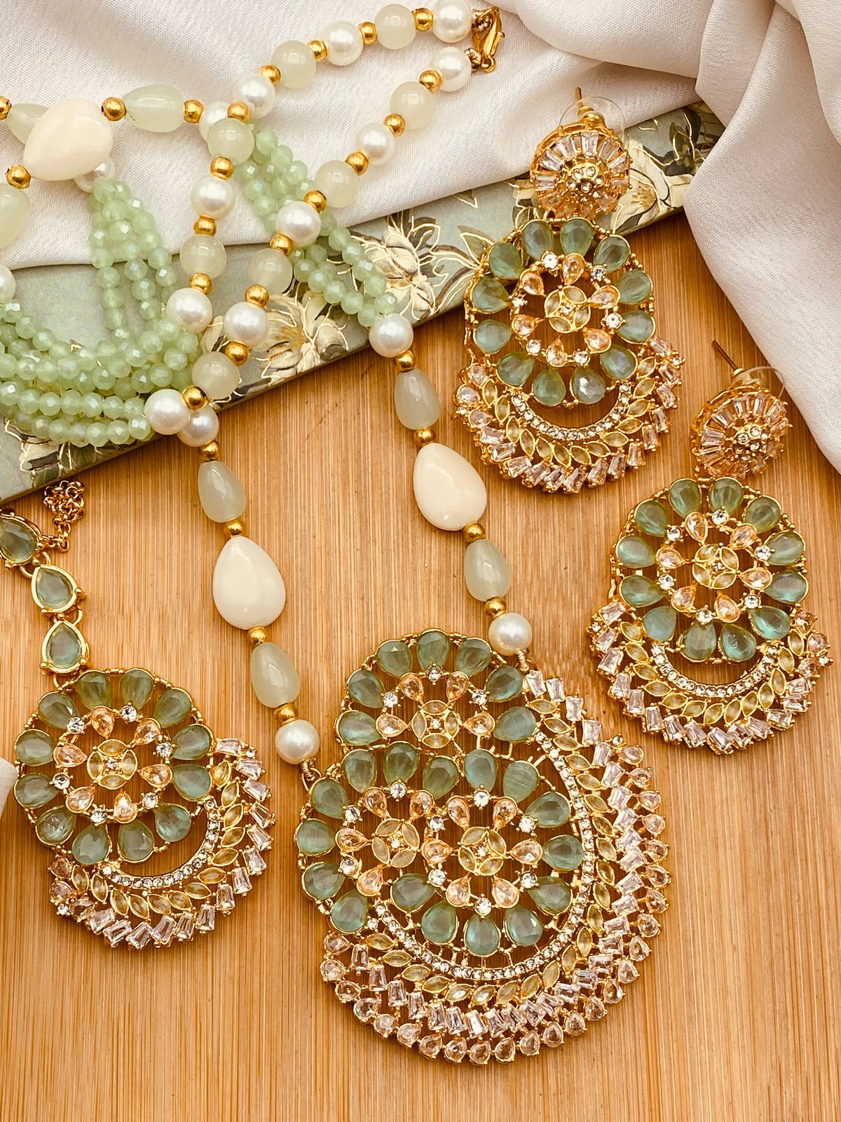 Bloom Zarcon Mala set-2485-Golden Nayab Jewellery