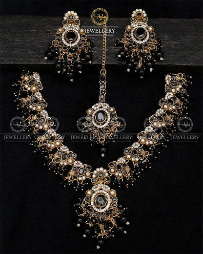 Noureen  Necklace set N-1019