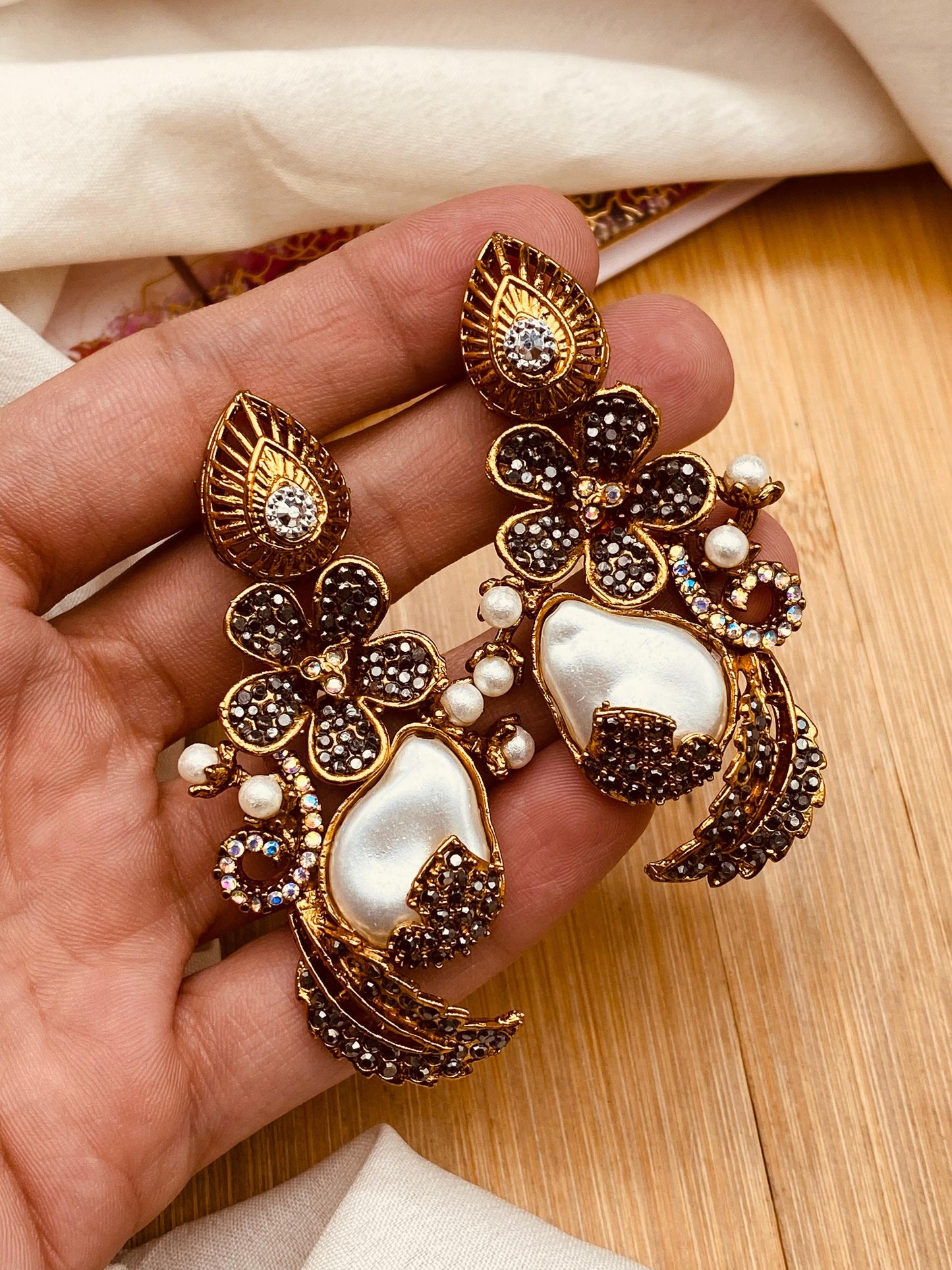 Turkish Earrings E-3019