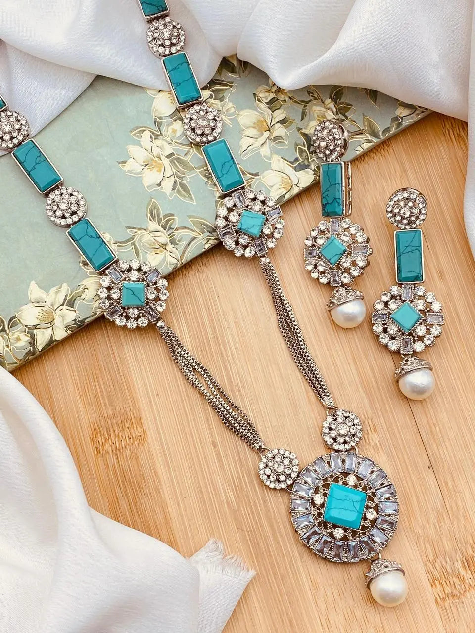 Delta Mala Set with Hoops & Tika -2267 Nayab Jewellery