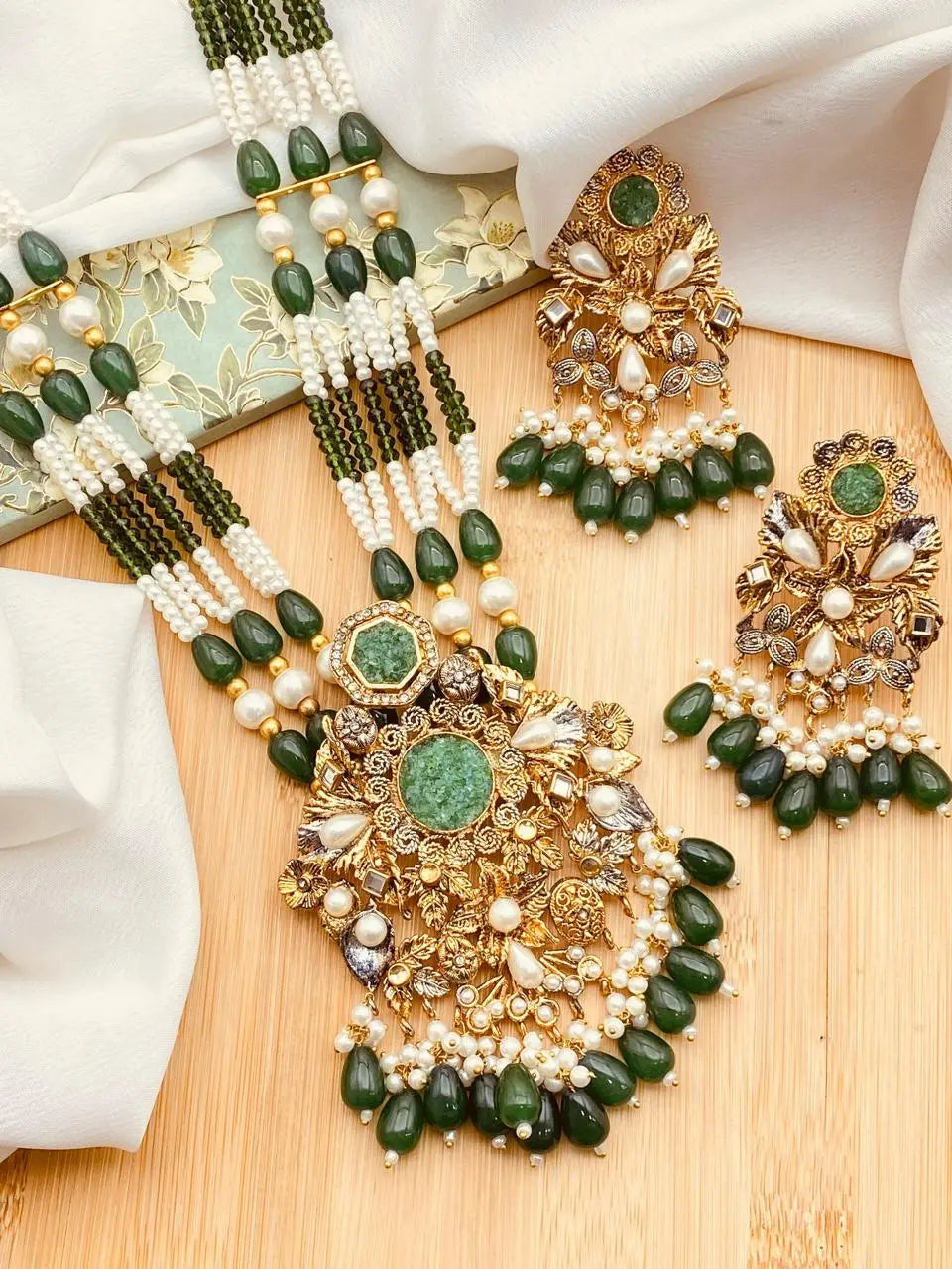 Designer Handmade Crush Stones Mala set-2045 Nayab Jewellery