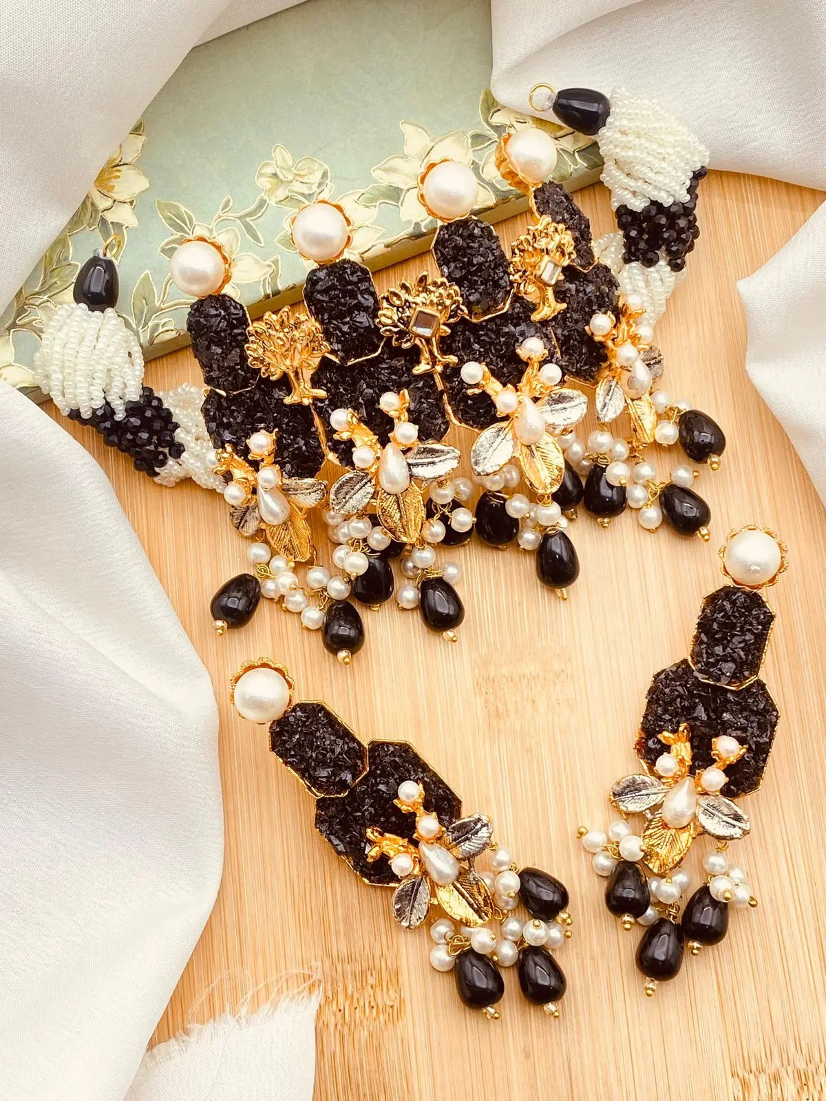 Designer crush Chokar set -1986 Nayab Jewellery