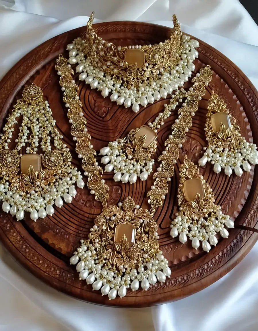 Designer hand made 6 pcs complete bridal set-2023 Nayab Jewellery