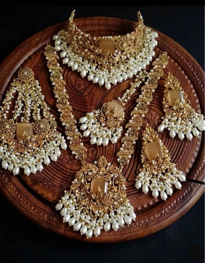 Designer hand made 6 pcs complete bridal set-2023