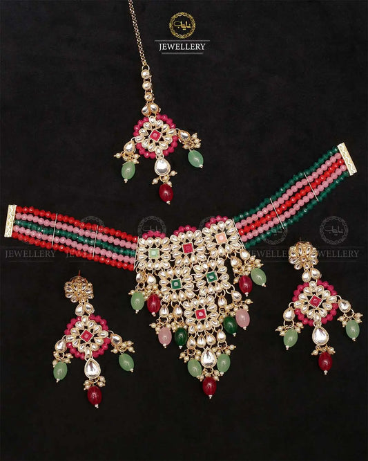 Indian kundan Jhalar Chokar set with Tika-2253-Golden Nayab Jewellery