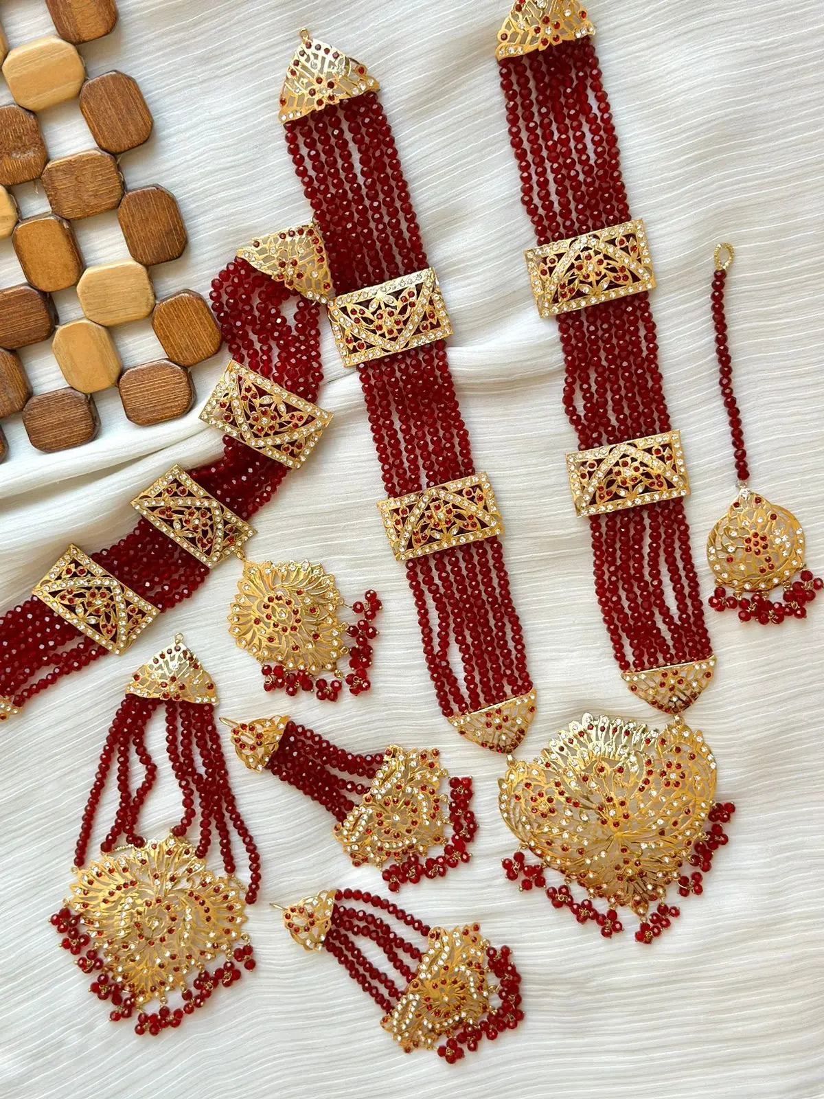 Light Weight Hyedrabadi Bridal set NJ -1655 Nayab Jewellery