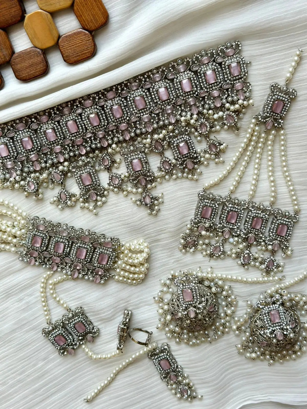 Premium Quality Kundan 7 pcs Bridal set with jhumkaz jhomer Tika & Anja -1949-Silver Nayab Jewellery