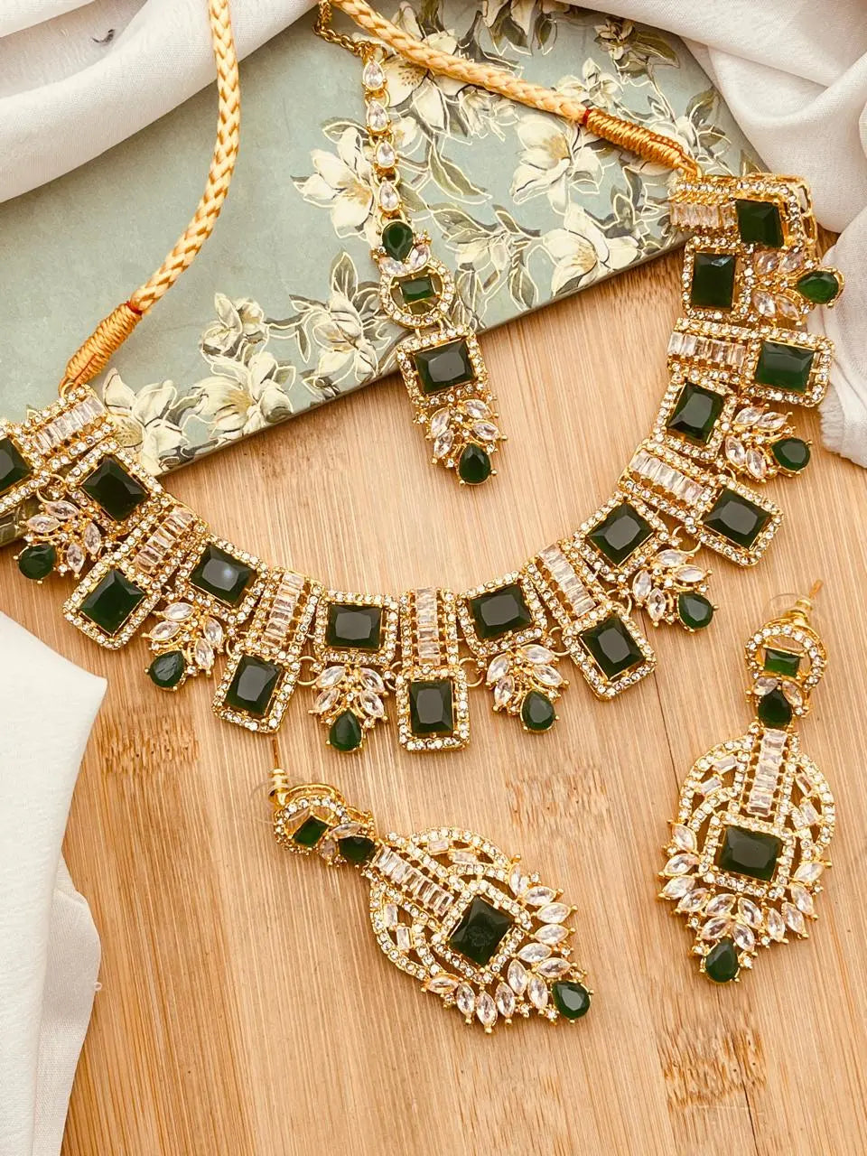 Saqure Stones Zirconia Necklace set with Tika-2178-Golden Nayab Jewellery