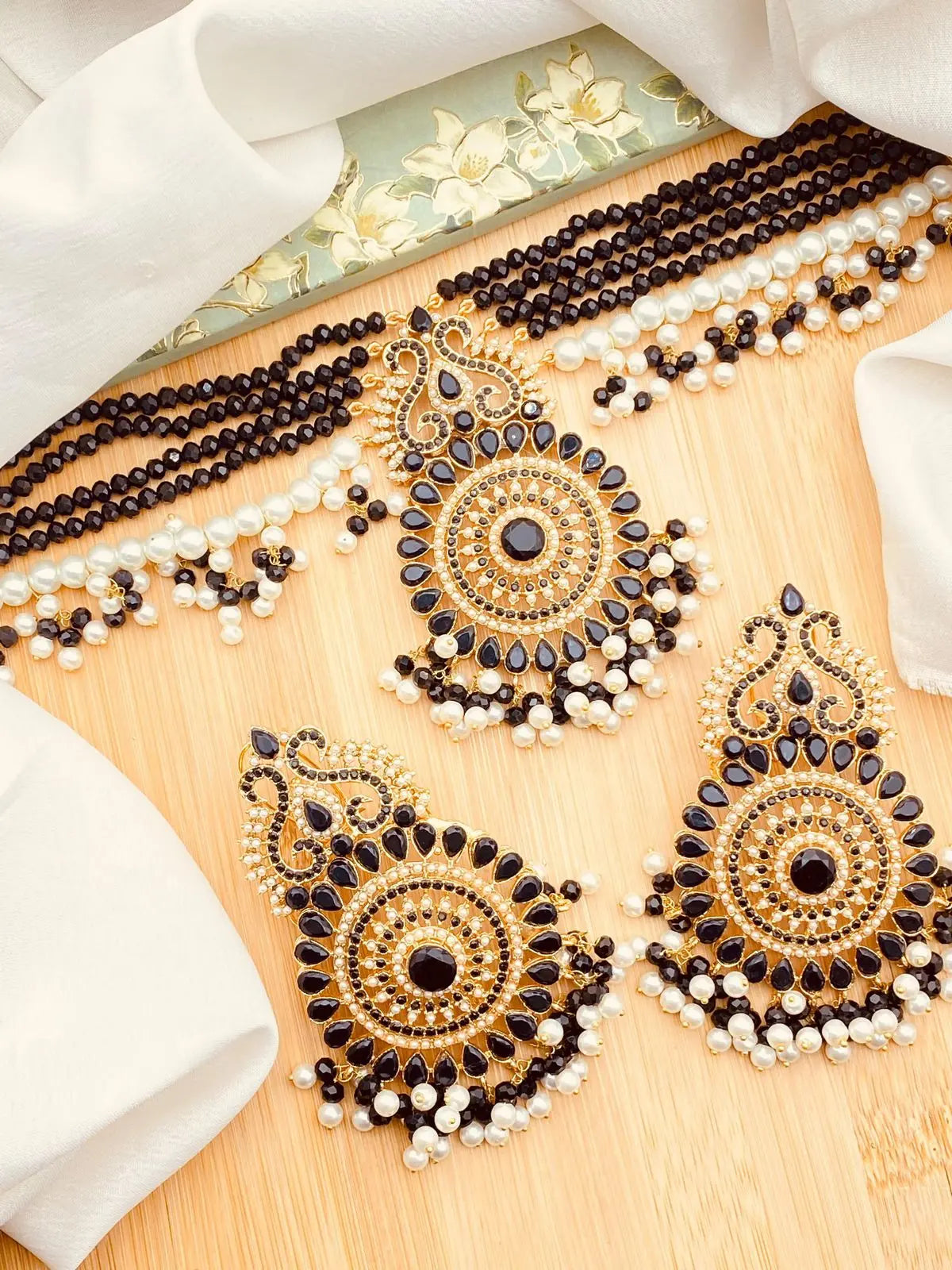 Turkish Chokar set With Hoops -1932 Nayab Jewellery