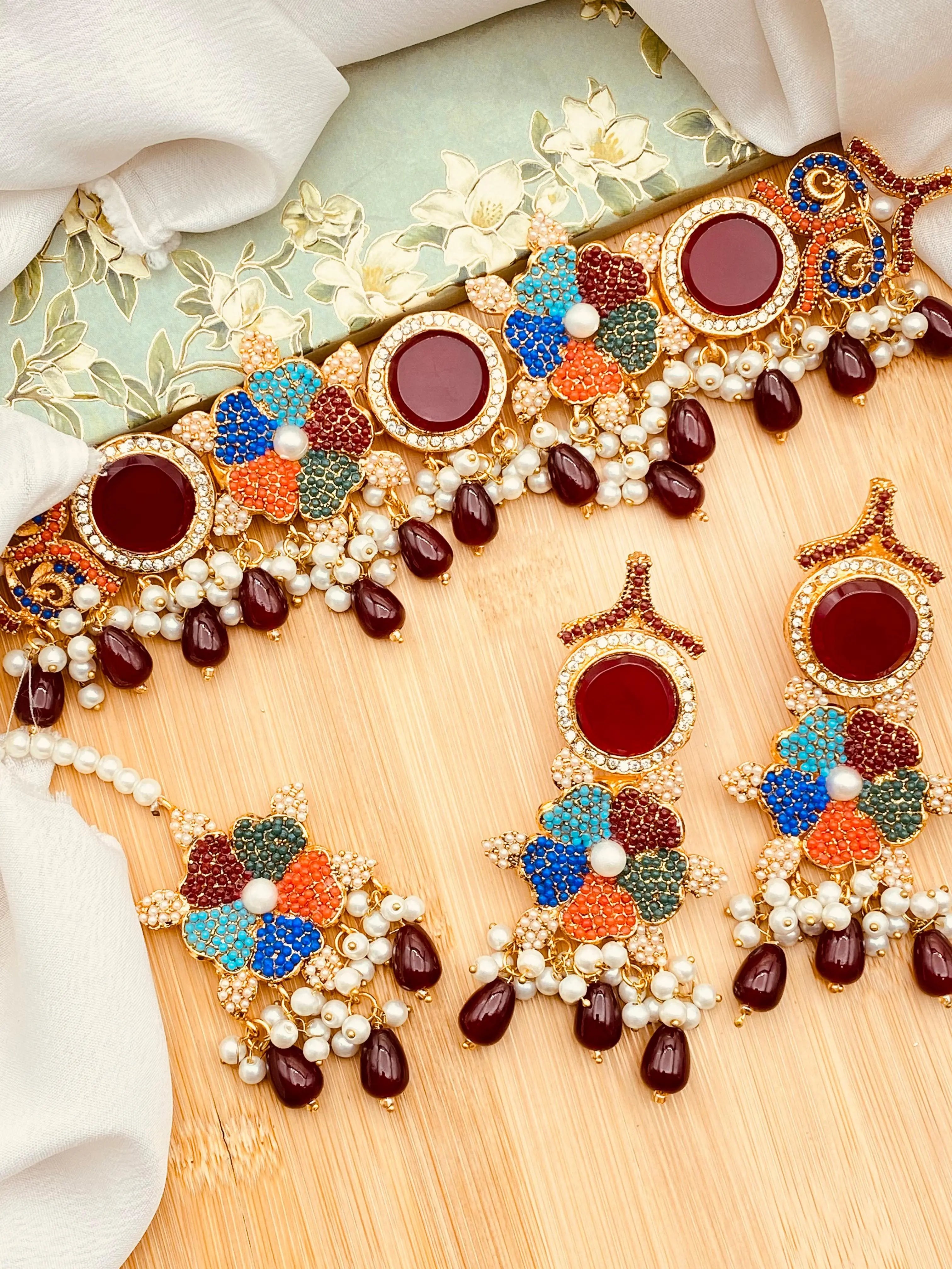 Turkish Noratan Chokar set with Tika -1933 Nayab Jewellery