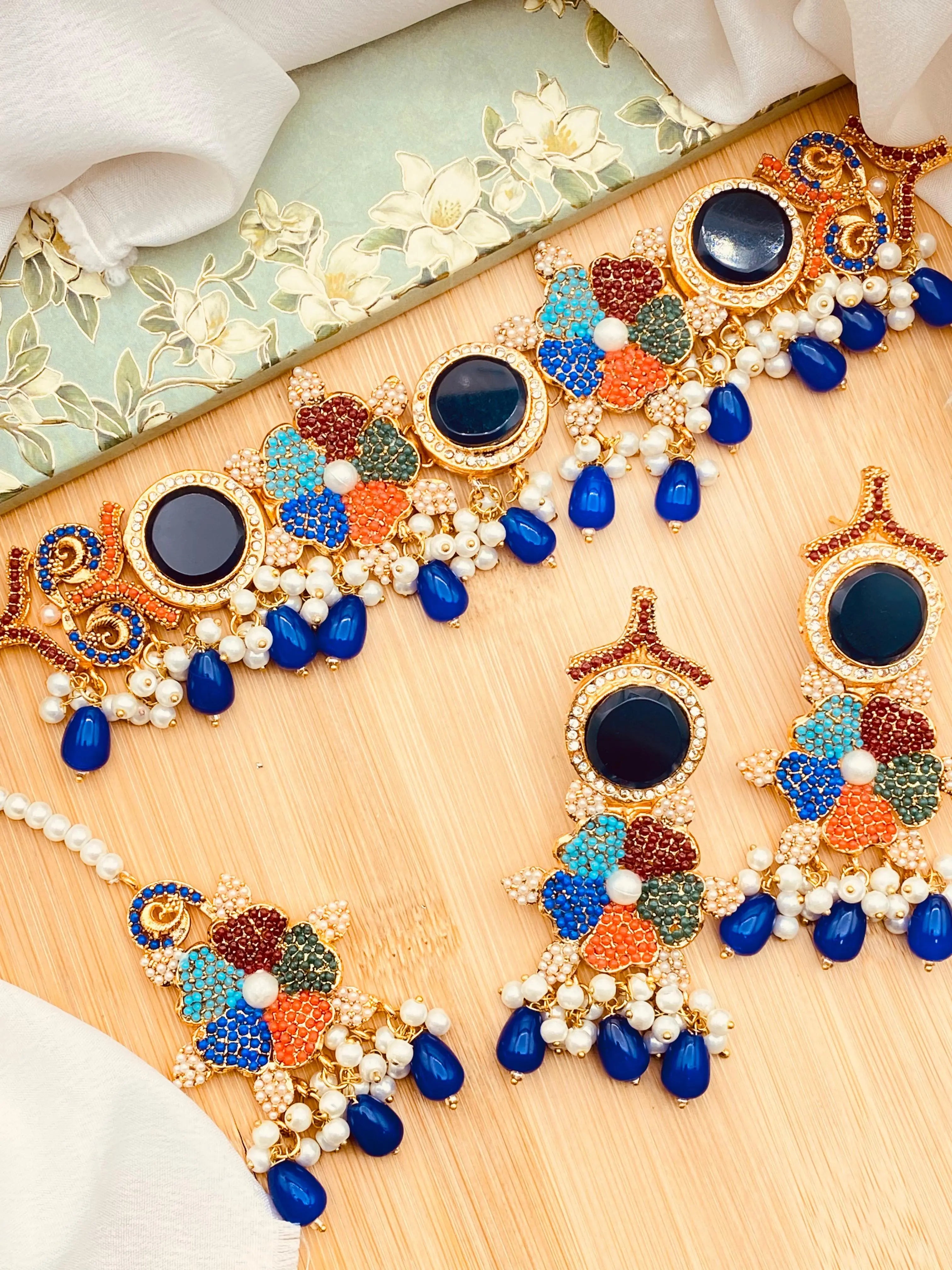 Turkish Noratan Chokar set with Tika -1933 Nayab Jewellery