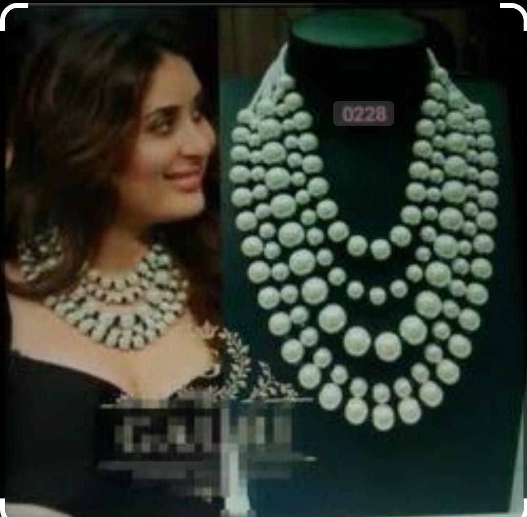 kareena kapor pearl maala with Tops-2099