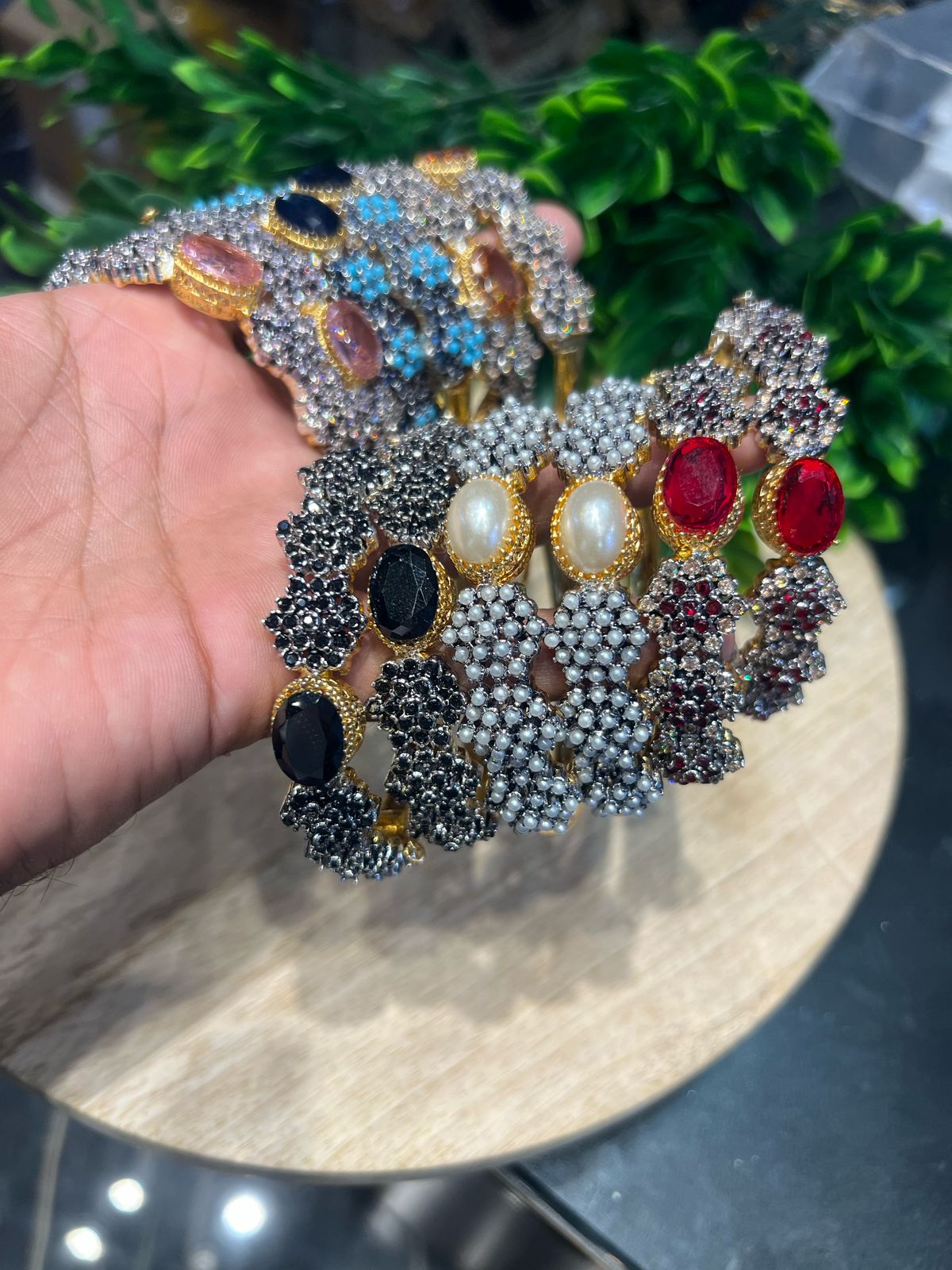 Gajra Openable Bangle (Each)-2600 (Copy) Nayab Jewellery