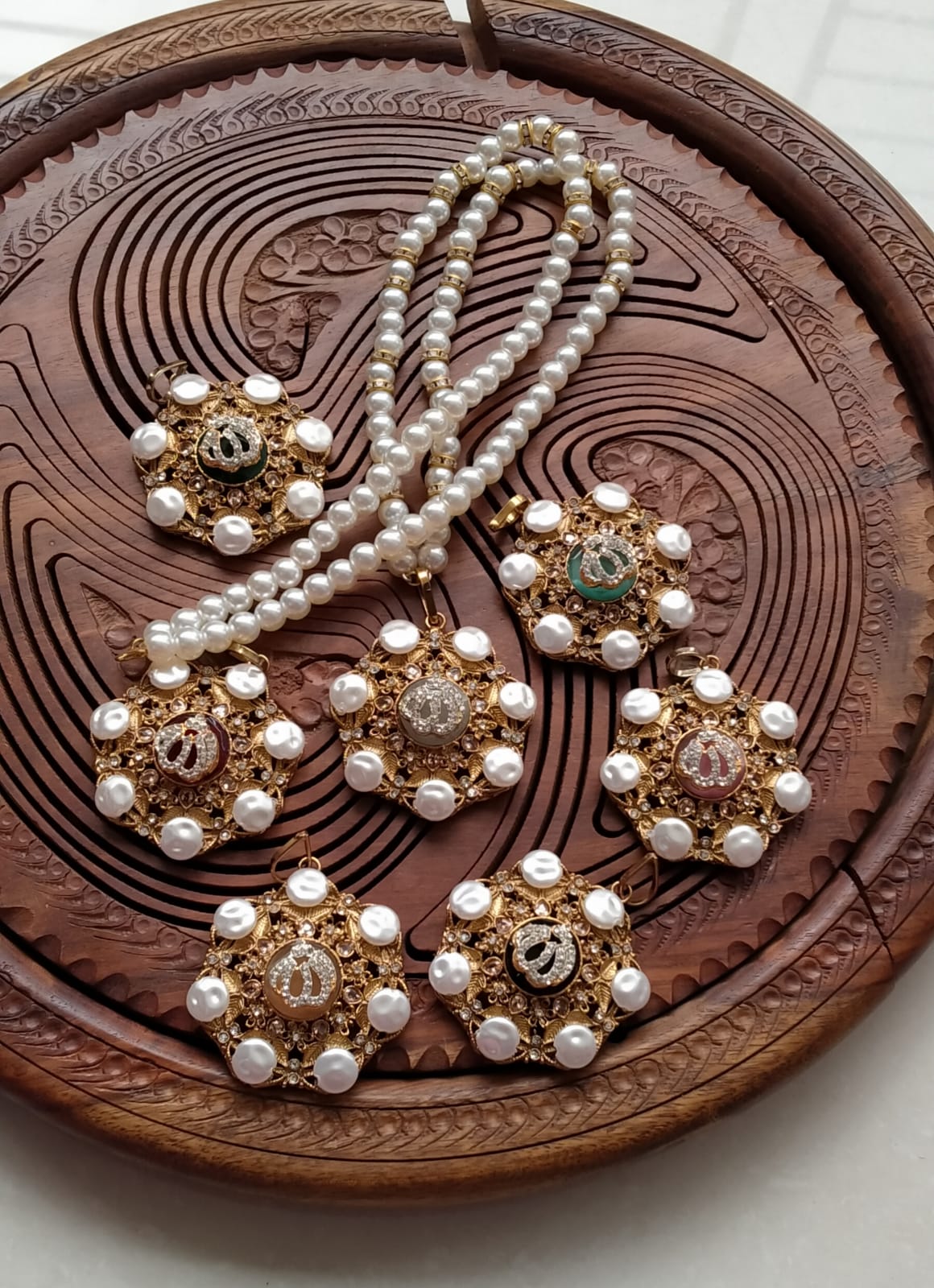 Mother Pearl Calligraphy Allah Pendant-2710 Nayab Jewellery