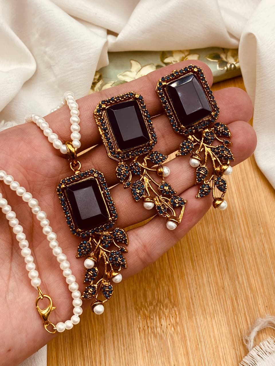 Thrkish Locket Set with Mala L-901