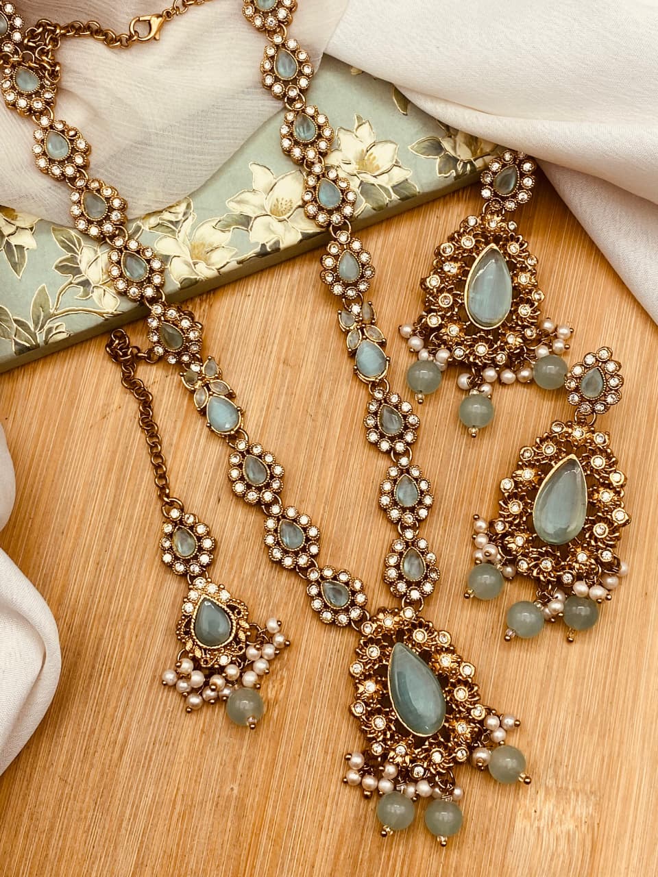 Amal Turkish Mala set with Tika ML-205