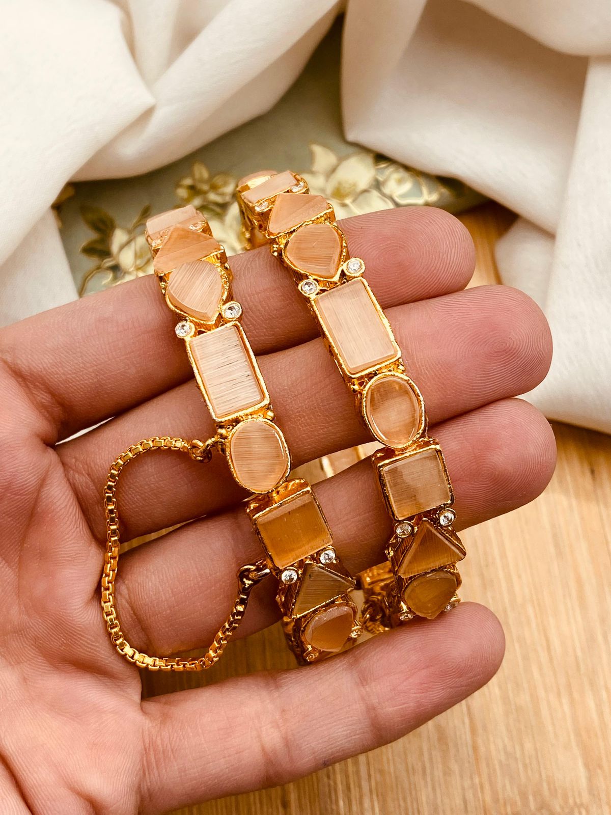 Egyptian openable Bangles (pair) BL-5039