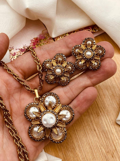 Turkish Mother Pearl Locket set L-912