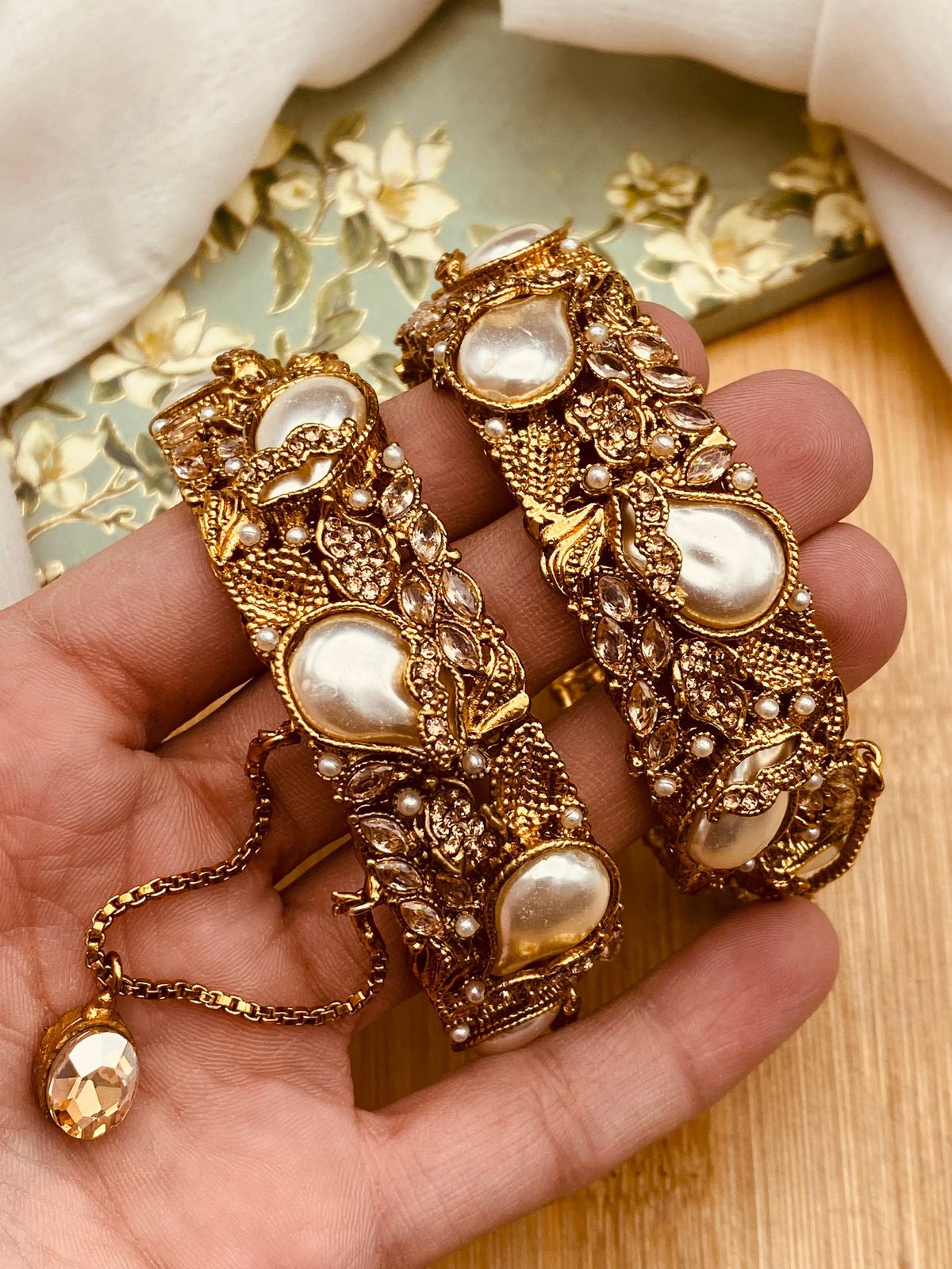 Turkish Openable Bangles (pair) BL-5045