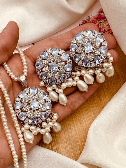 Noora Flower Locket set L-913-Silver