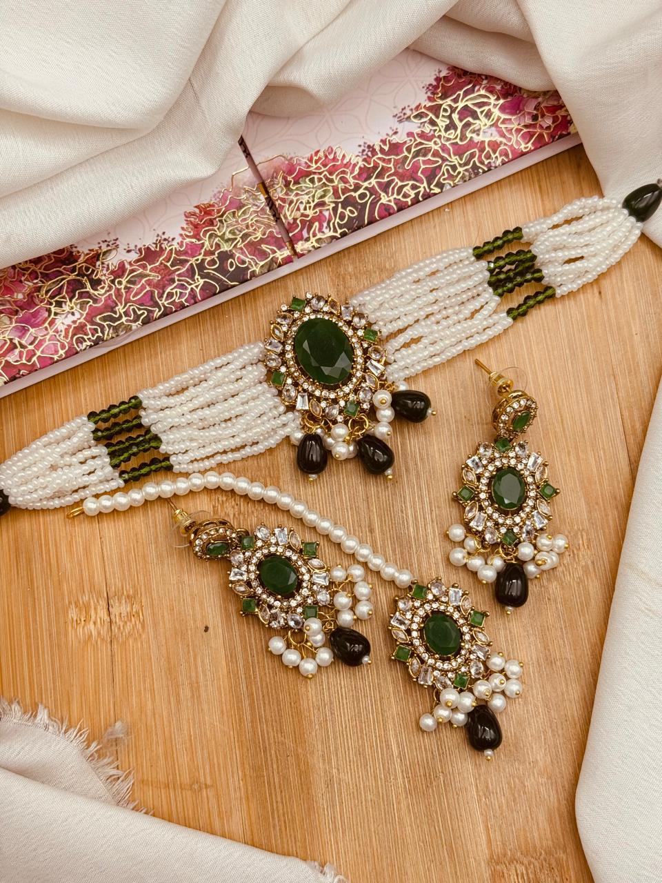 Azka Zirconia Guluband set N-1030-Golden