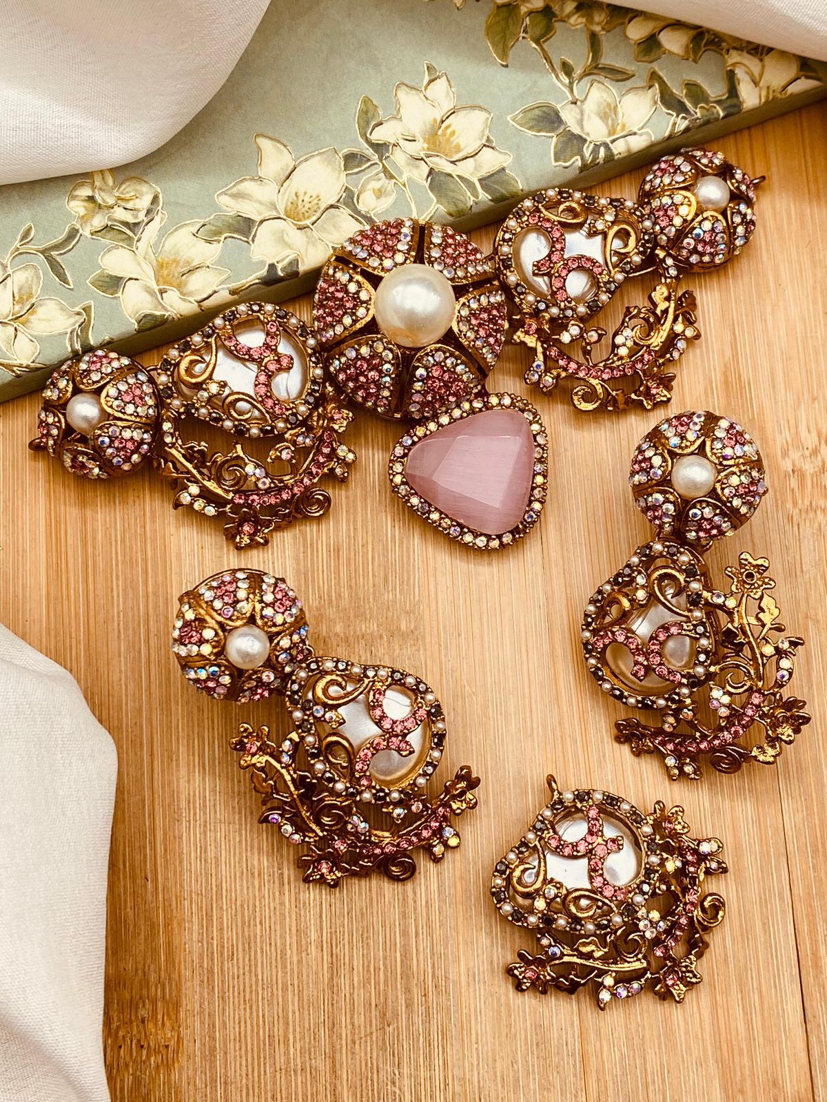 Saliha Turkish Chokar set N-104