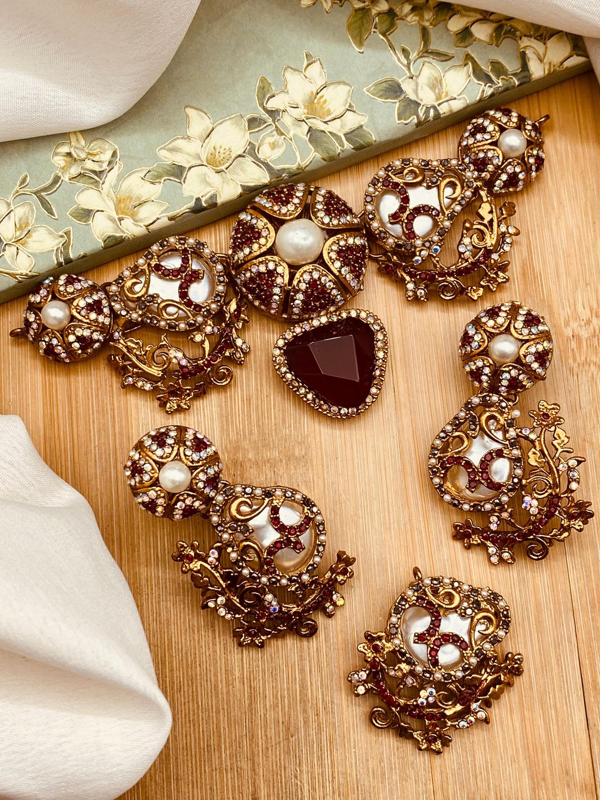 Saliha Turkish Chokar set N-104